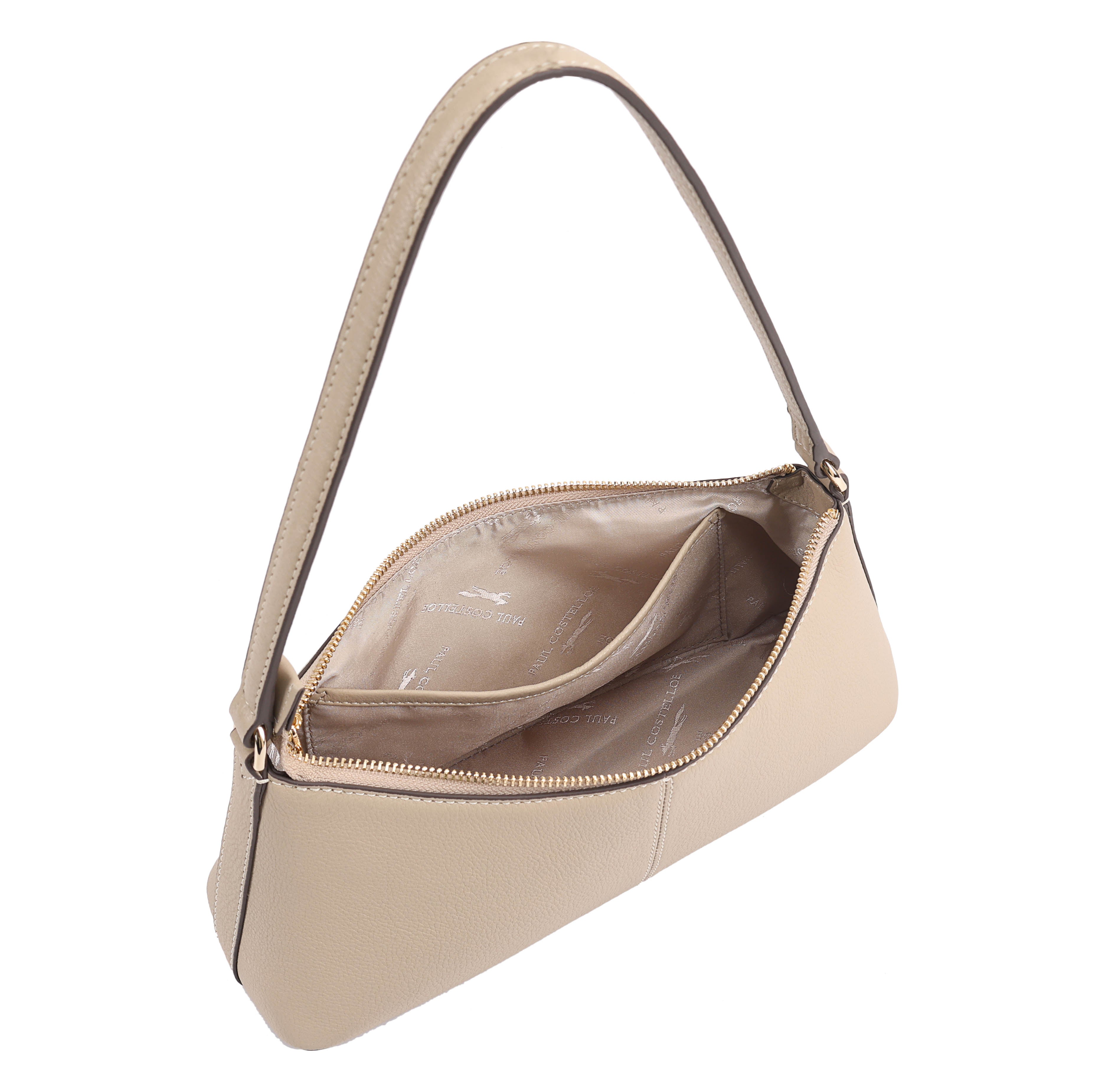 Zoey - Image 19